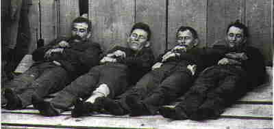 the bodies of four members of the Dalton Gang are put on display in Coffeyville