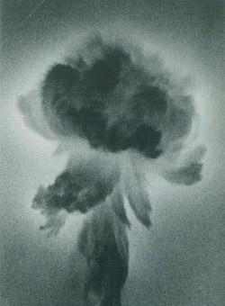 the French atomic bomb detonation